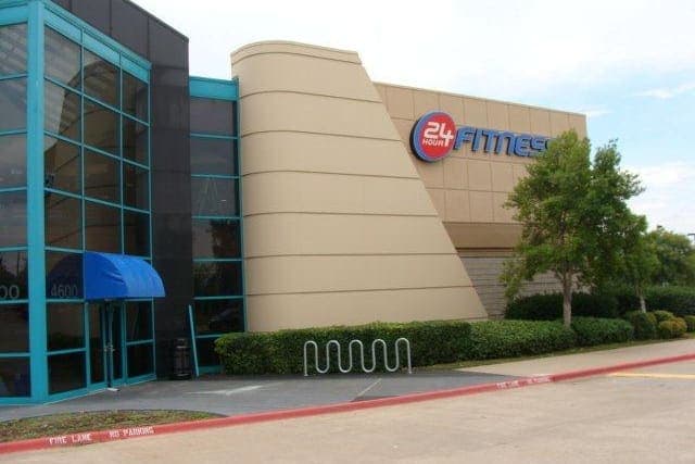 24 Hour Fitness
